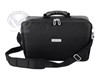 Sacoche de Transport noir pour Projecteur
Maintenez votre projecteur portable en sécurité grâce à cette mallette de voyage élégante et résistante signée InFocus. Solide et parfaitement adaptée à un usage nomade, cette mallette comporte des parois extérieures renforcées et réalisées en nylon
