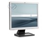 Ecran Essential LCD 17"
Ecran Essential LCD 17" Fixation VESA externe : configuration standard 4 trous, 100 mm  La fonction HP Display LiteSaver permet de programmer la mise en veille à des heures prédéfinies pour protéger l'écran contre la rémanence d'image.